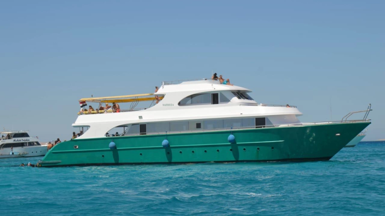 Hurghada: Excursión en barco a Paradise Island con snorkel y almuerzo