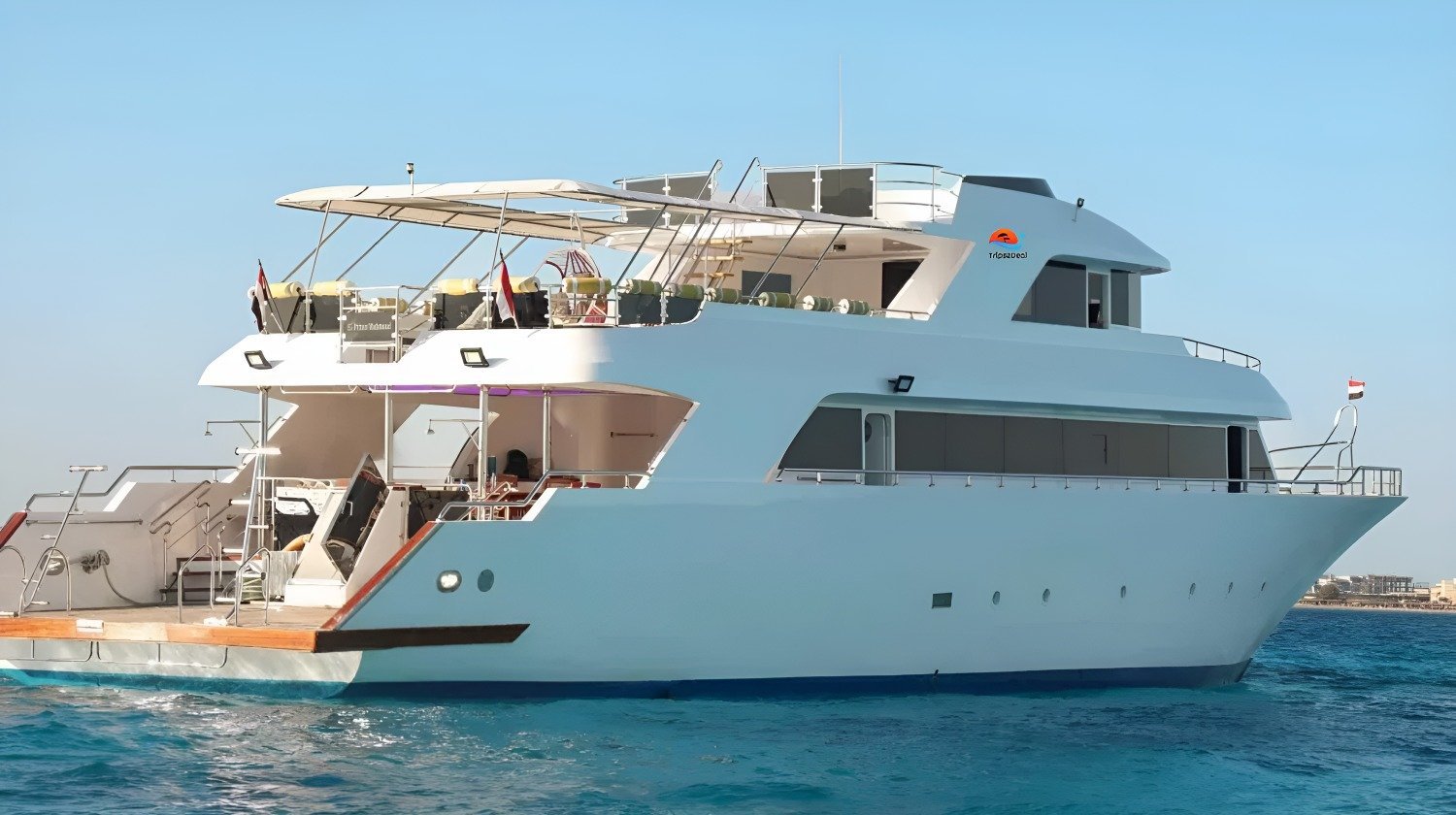 Hurghada: Ganztägiger Schnorchelausflug mit Mittagessen auf einem Privatboot